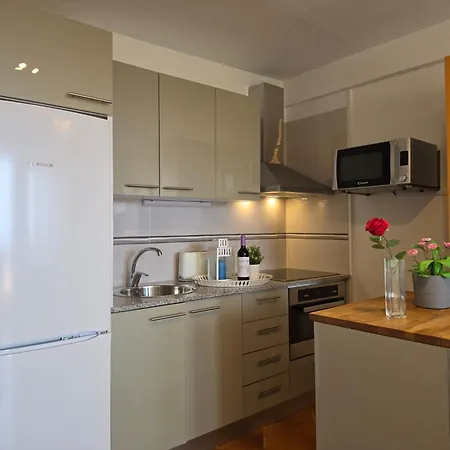 Casa Tropical With Fantastic Sea-view, Pool, Wifi, Balcony Apartment